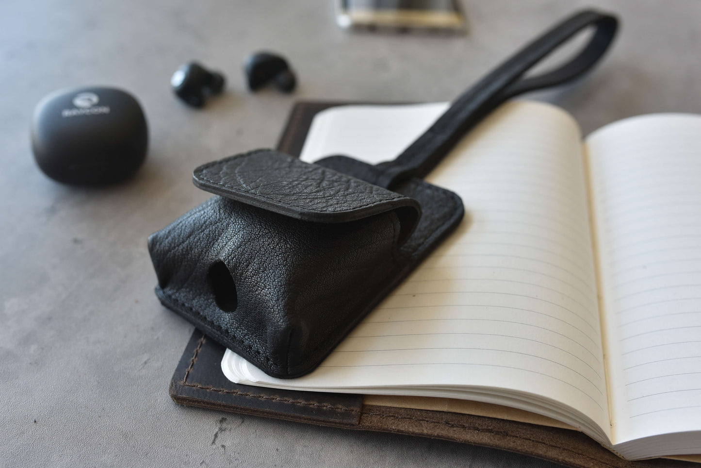 Leather Airpod Holder