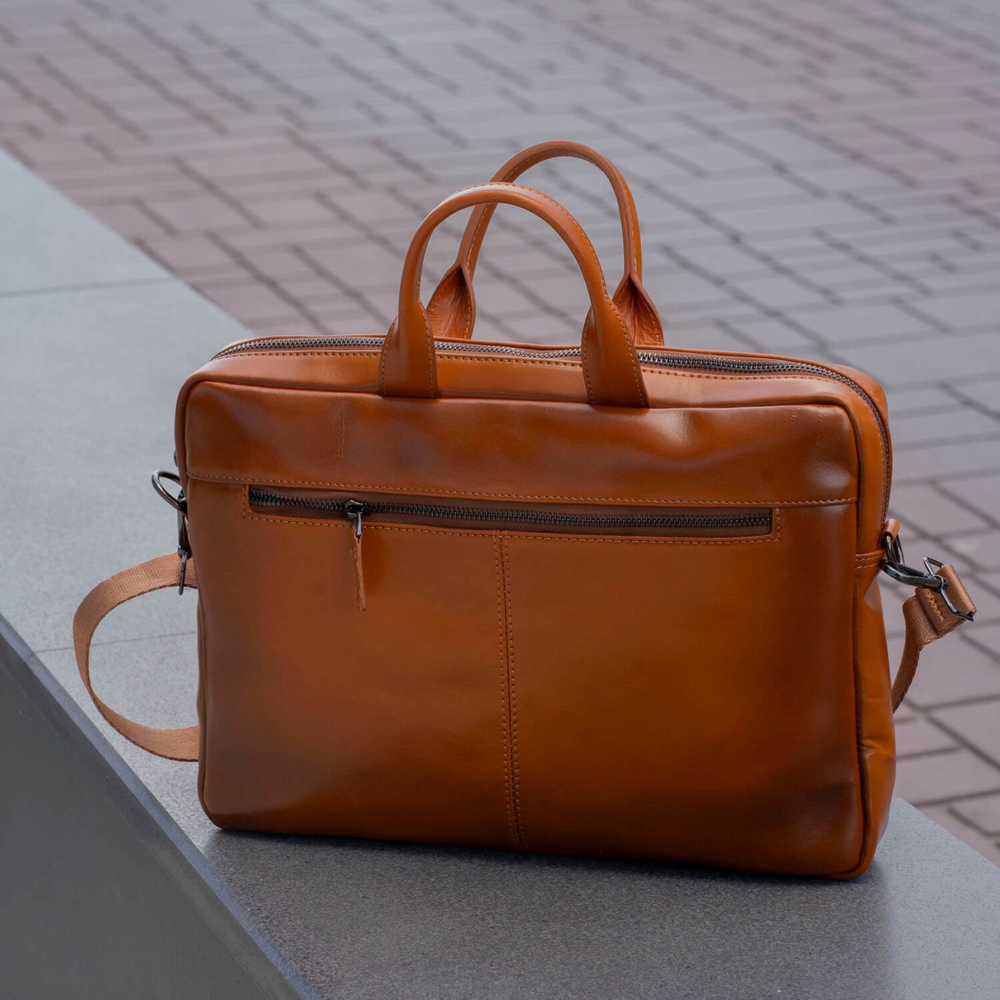 Classic Leather Laptop Bag - Camel Brown / Sophisticated and Practical / Spacious Up to 15 Inches / Additional Compartments