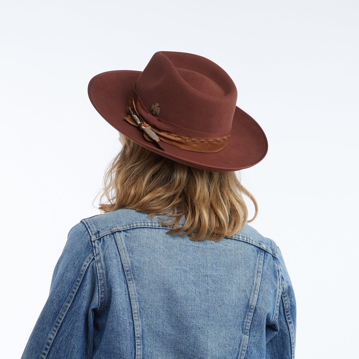 Bennie in Cinnamon