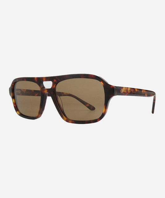 Vintage-Inspired Aviator Sunglasses