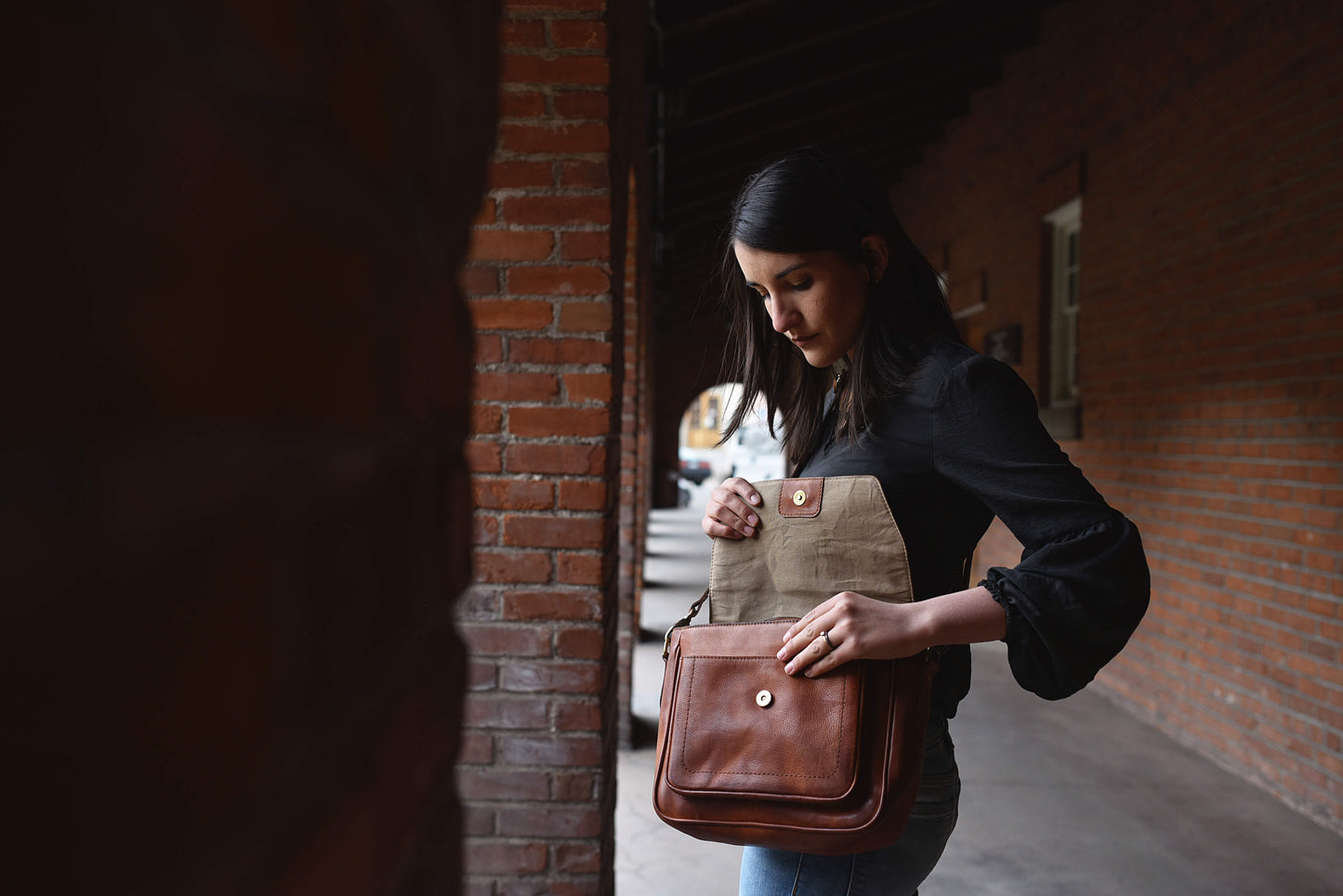 Journey Crossbody