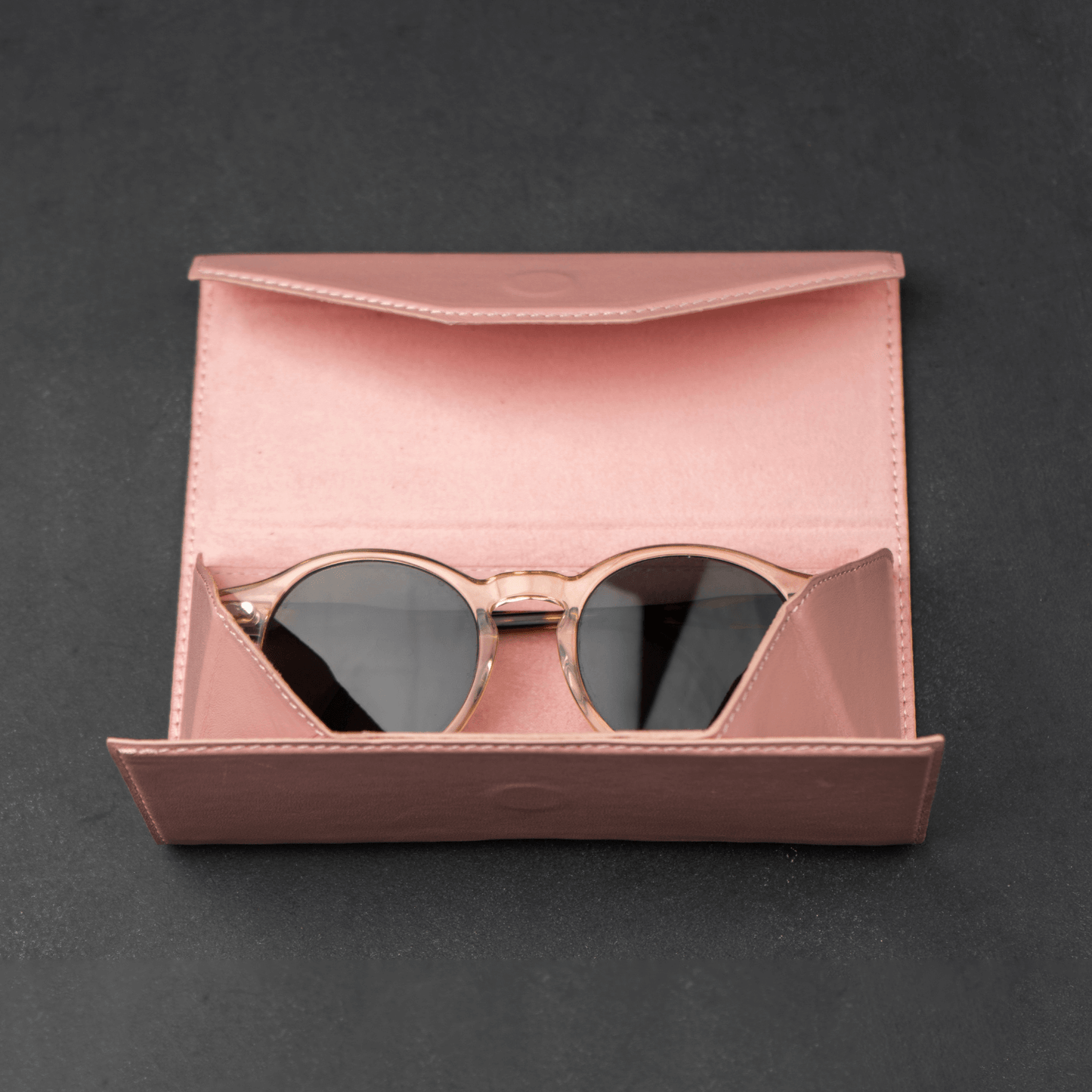 Luxury Leather Sunglasses Case - Pink / Safe Shutdown / Elegant Design / Compact and Portable
