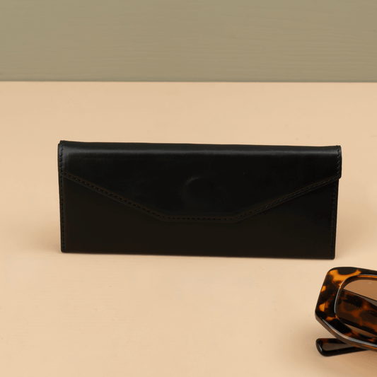 Luxury Leather Sunglasses Case - Black / Safe Shutdown / Elegant Design / Compact and Portable