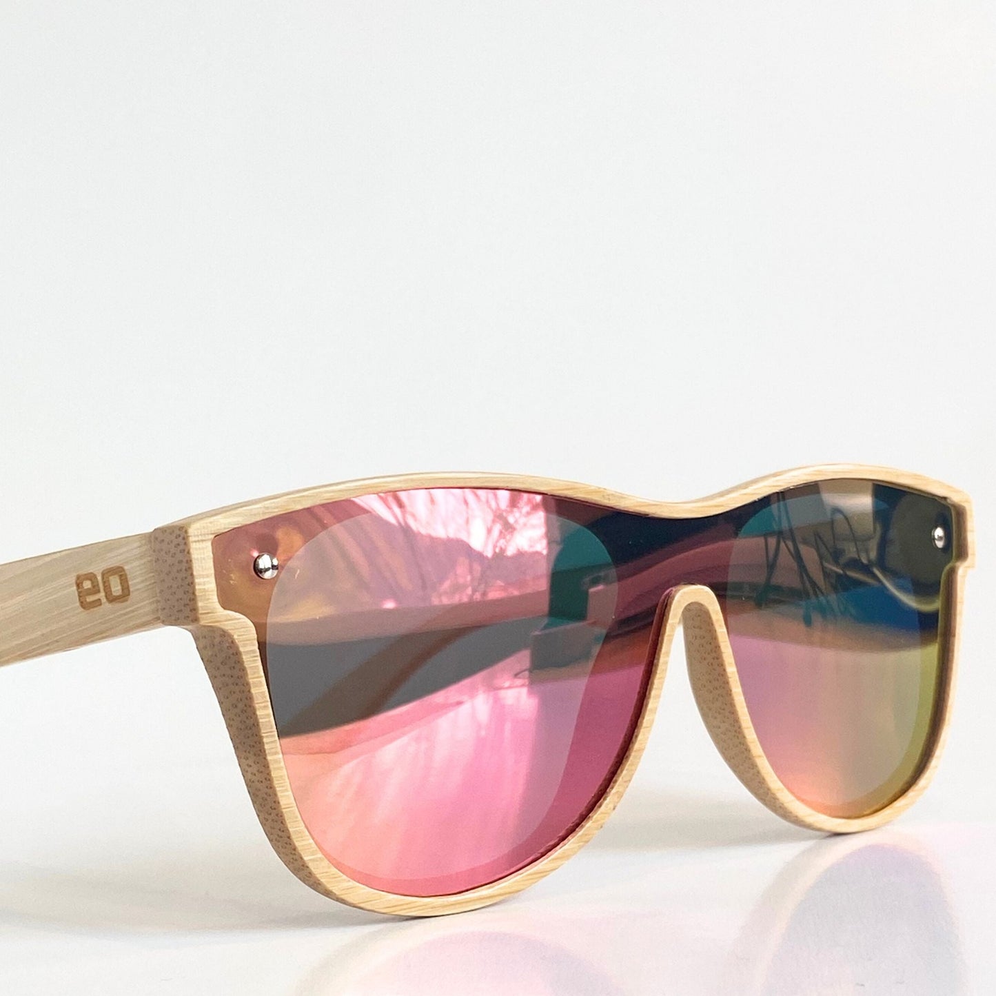 The Alejandra in Original Bamboo / Lightweight / UV400 Polarized / Spring Hinges