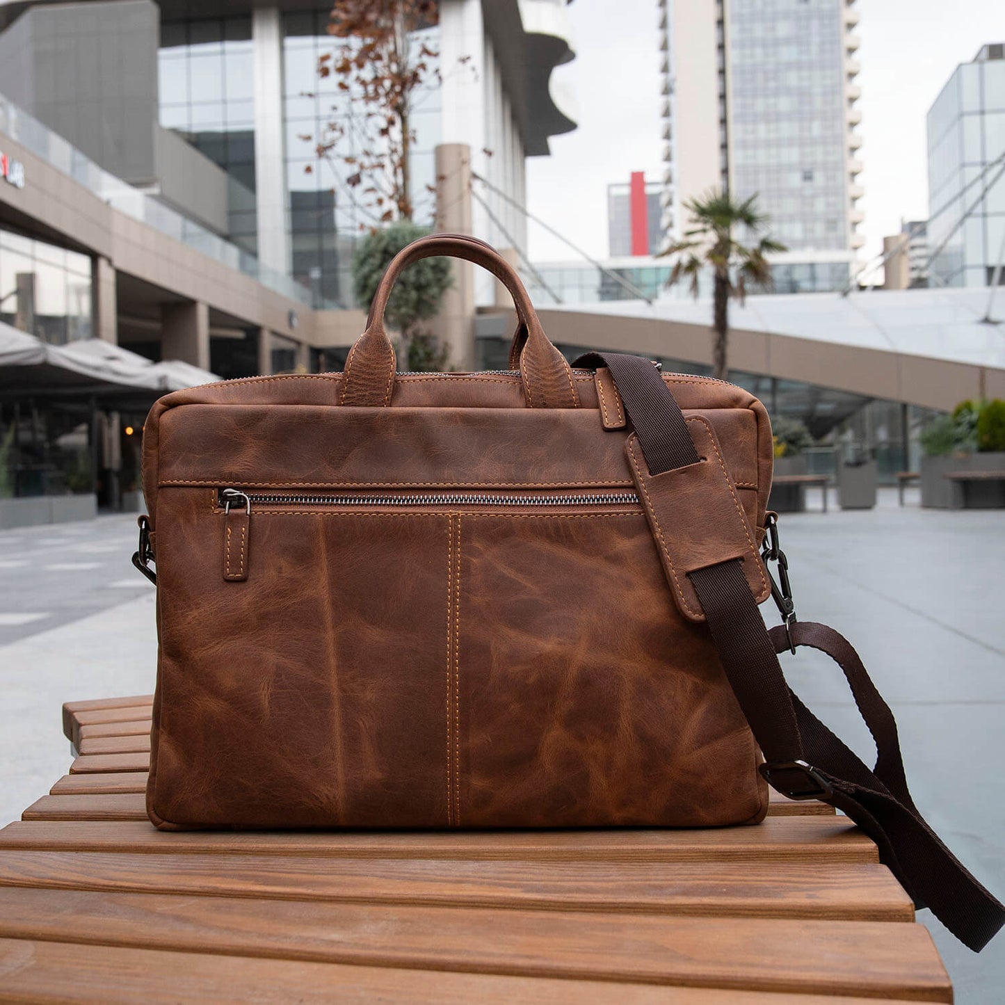 Classic Leather Laptop Bag - Dark Brown / Sophisticated and Practical / Spacious Up to 15 Inches / Additional Compartments