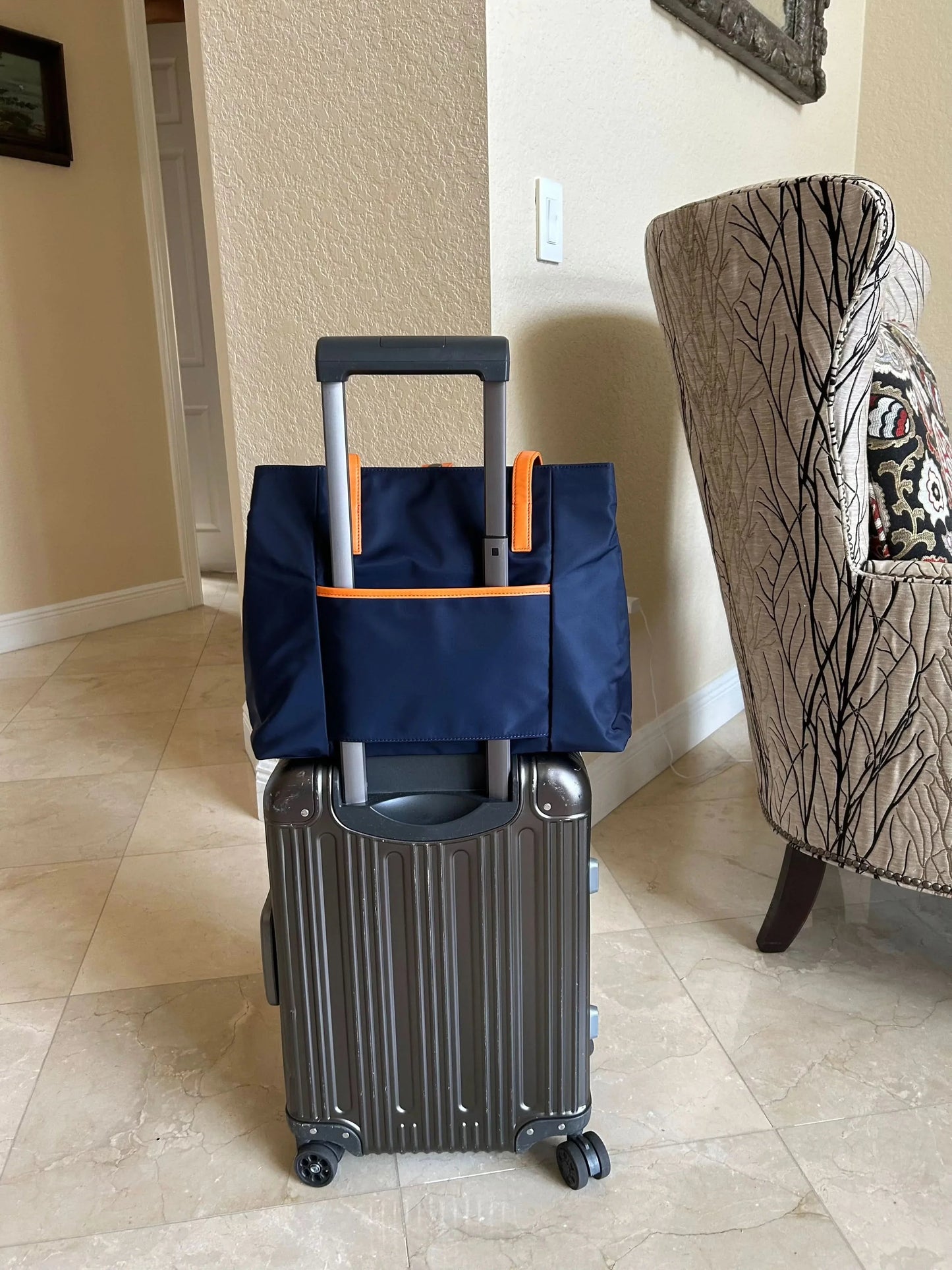 15" Lightweight Work & Travel Tote Bag
