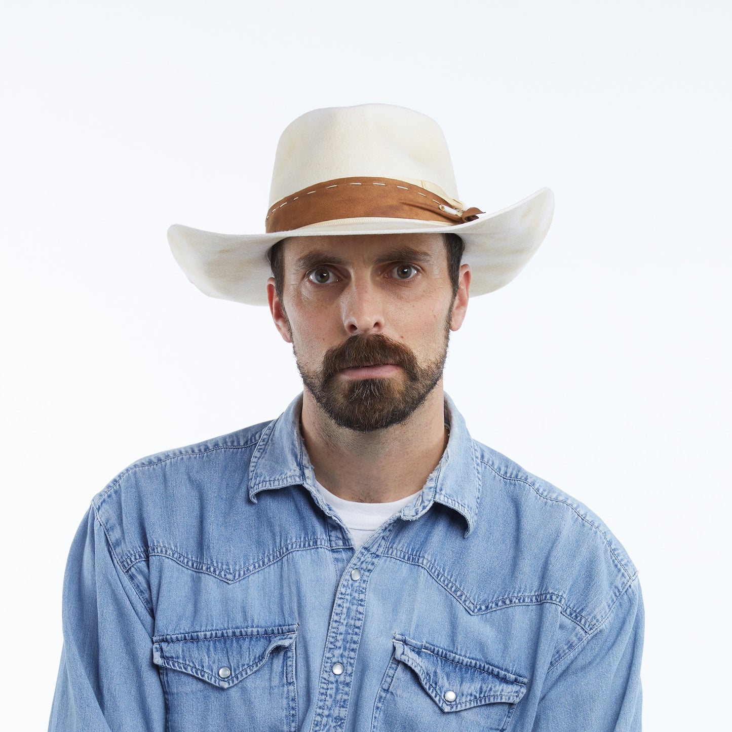 Yellowstone Cowboy in Washed Ivory - Men's