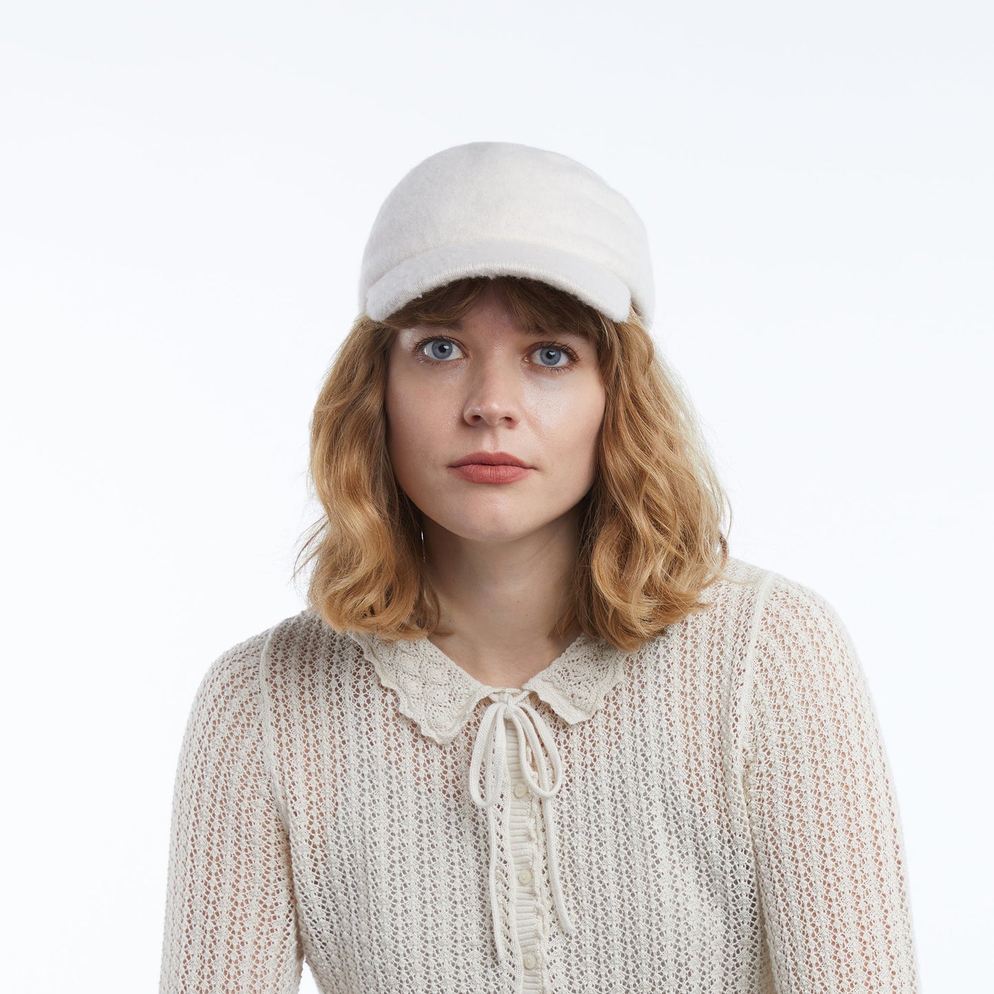 Lottie in Ivory