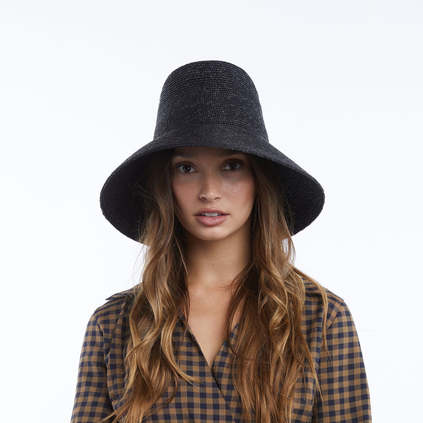 Darcy Wheat Straw in Black