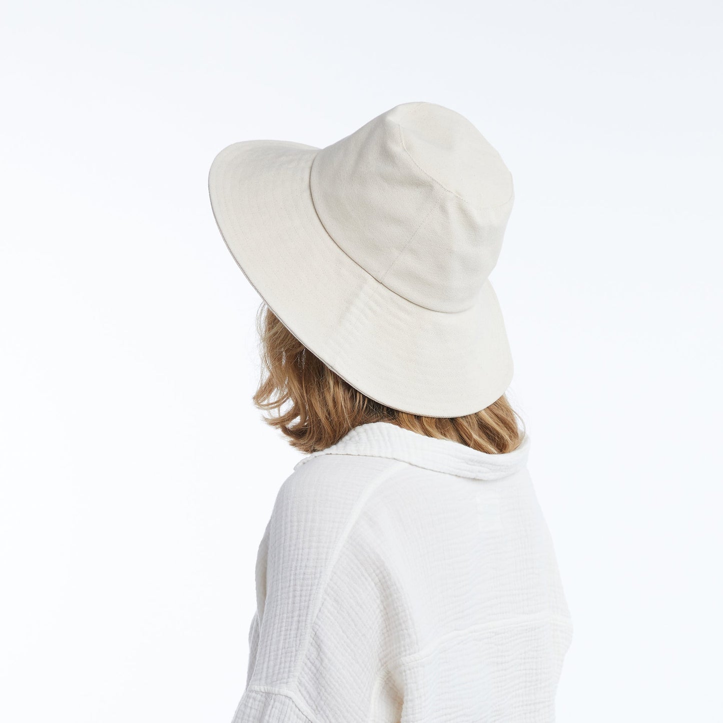 Monty Canvas Bucket in Natural