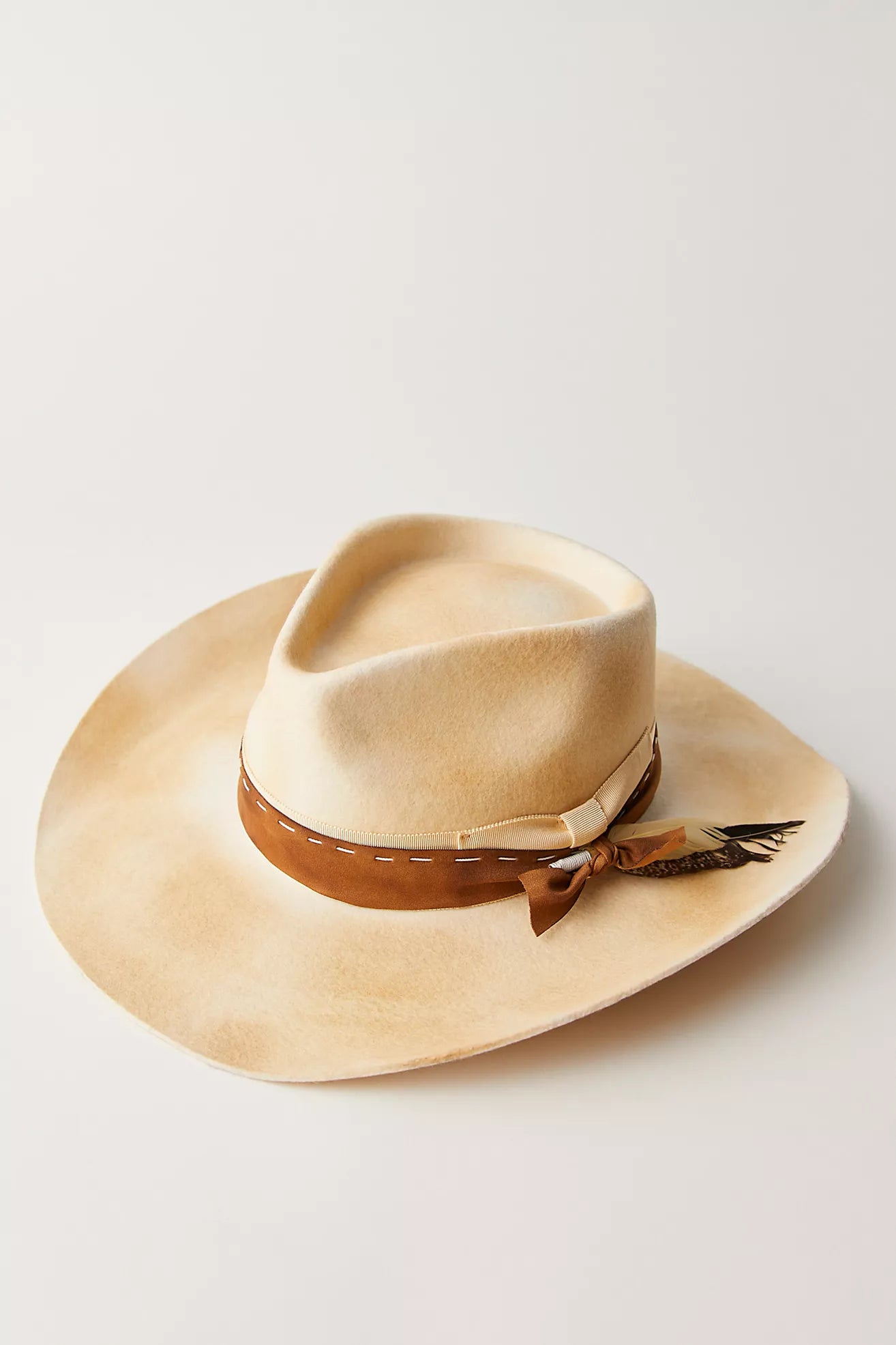 Yellowstone Cowboy in Washed Ivory - Men's