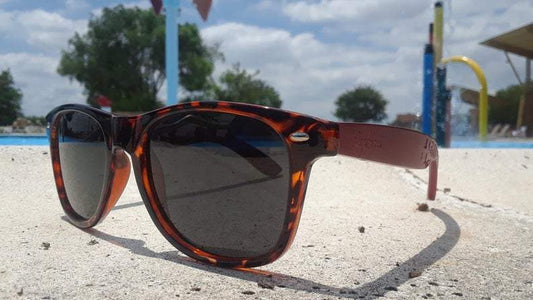 Red Bamboo Tortoise Framed Sunglasses With Wood Case / Artisan Engraved / 100% UV Protection