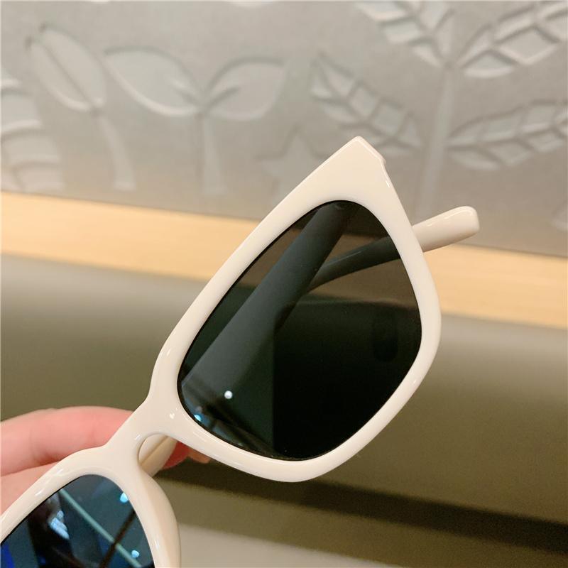Vintage Narrow Cat Eye Sunglasses For Women / Several Colors For All Occasions / 100% UV Protection